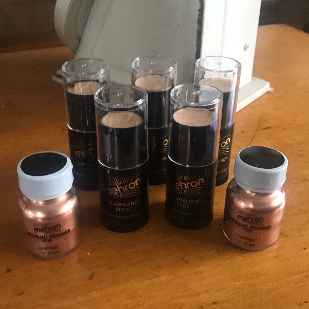 Mehron. Creamblend sticks and metallic powder lot7